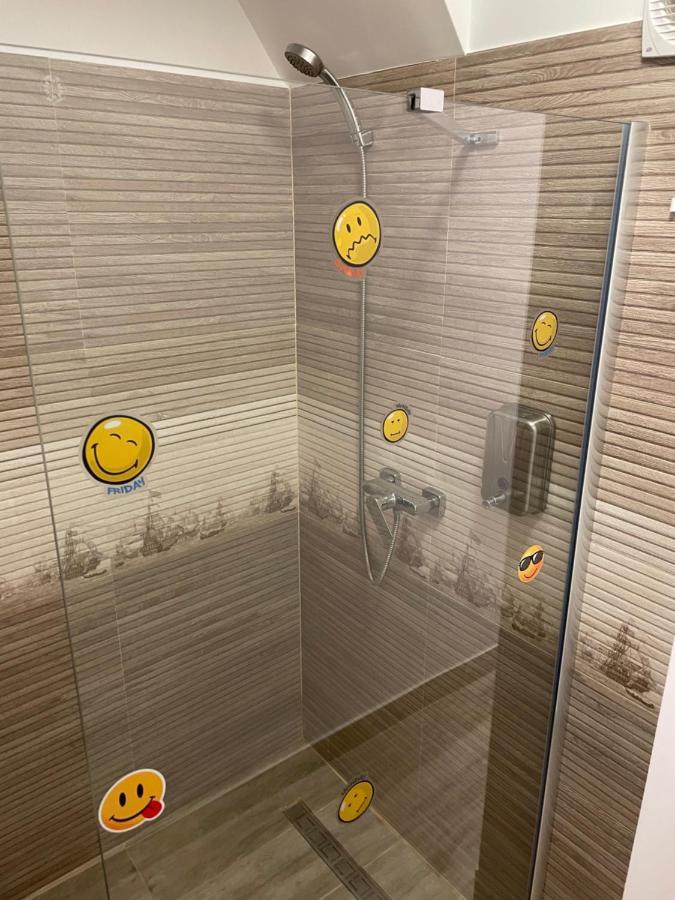 Apartament Ultracentral Modern 1 피테슈티 외부 사진