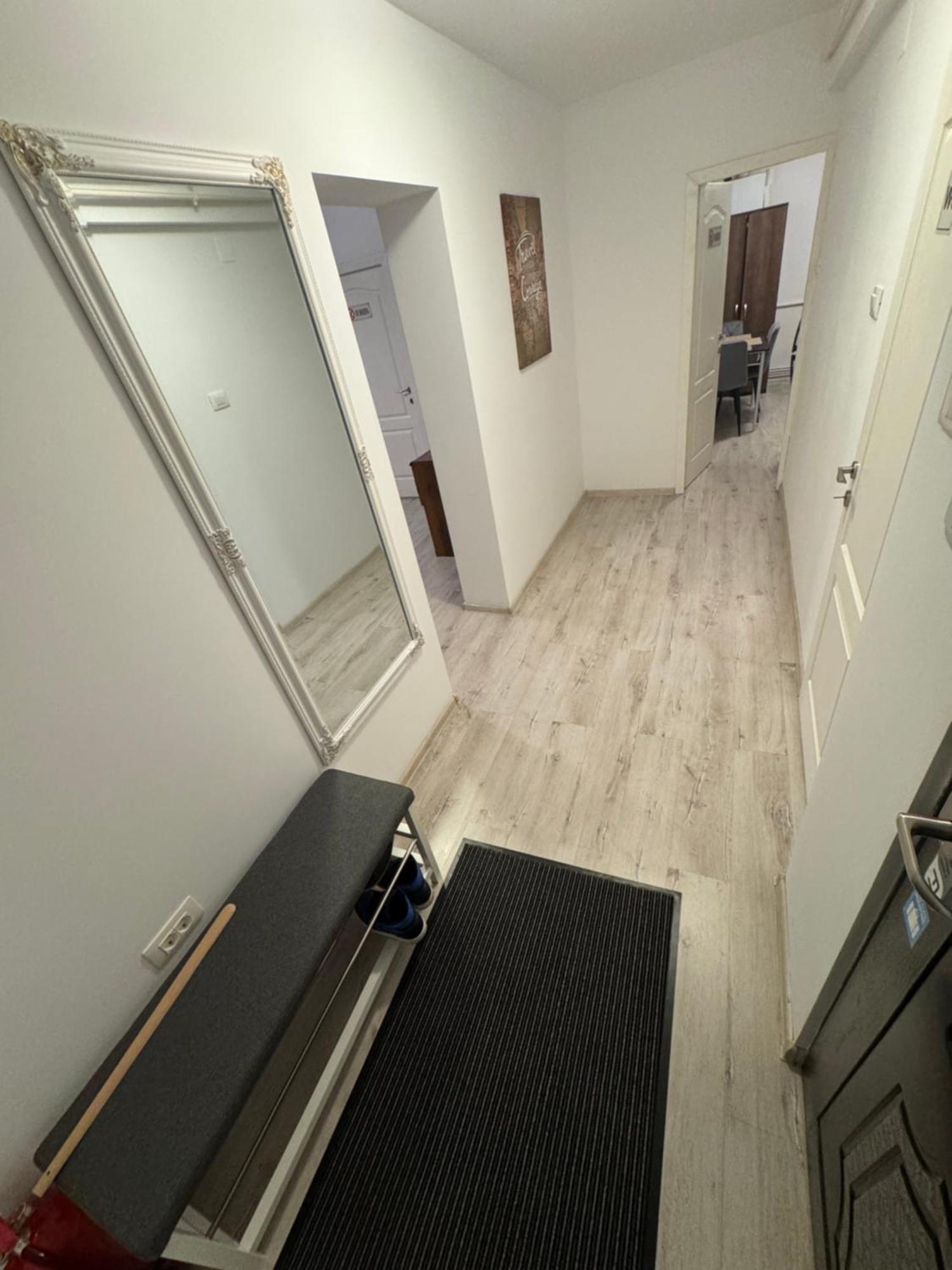 Apartament Ultracentral Modern 1 피테슈티 외부 사진